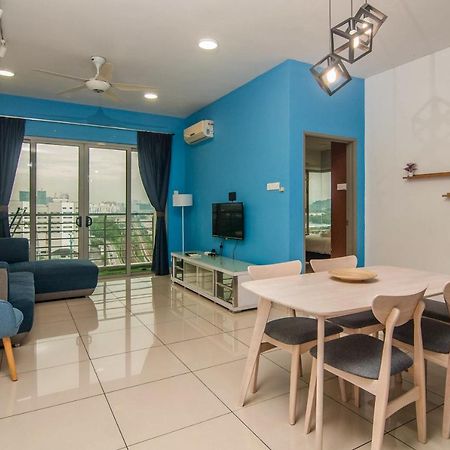 Flora Residence One South By Idealhub Seri Kembangan Exterior foto